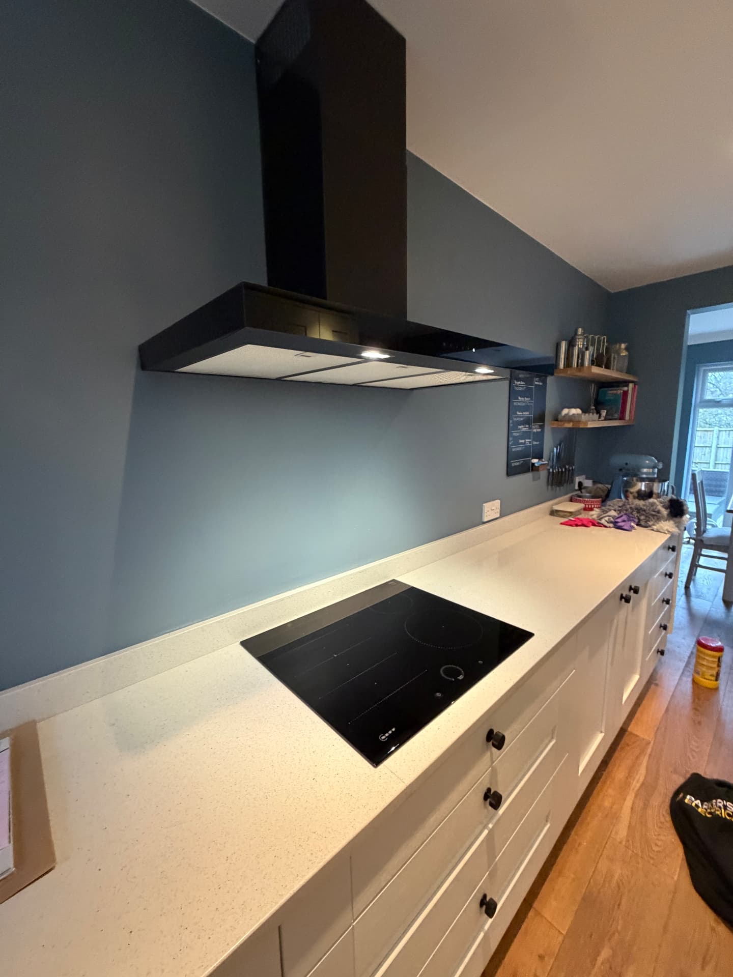 Kitchen induction hob and extractor hood wired on a dedicated circuit in Southampton
